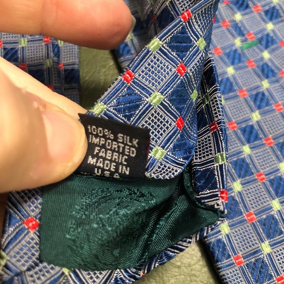 Tommy Hilfiger Extra Long 100% Silk Necktie, Blue w/Red & Green Accents USA Made - Picture 6 of 8